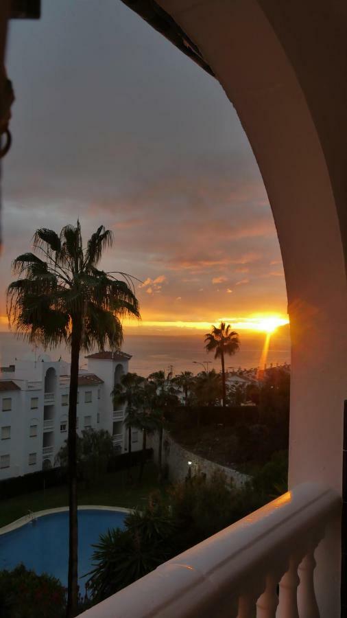 Apartamento Sol-Azul Apartment Malaga Exterior photo